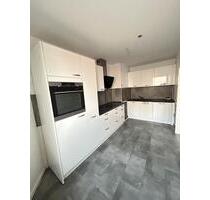 4 Zimmer Wohnung in Bendorf - 1.200,00 EUR Kaltmiete, ca.  118,00 m² in Koblenz (PLZ: 56068)