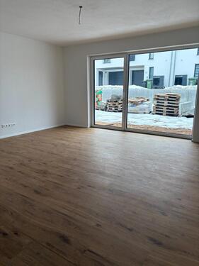 Foto - 5 Zimmer Reihenhaus zur Miete in Neutraubling