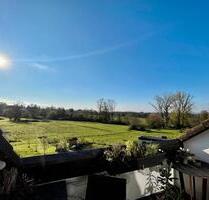 ruhige helle 3-Zi-DG-Wohnung mit Loggia u. Traumaussicht - Baden-Baden Balg