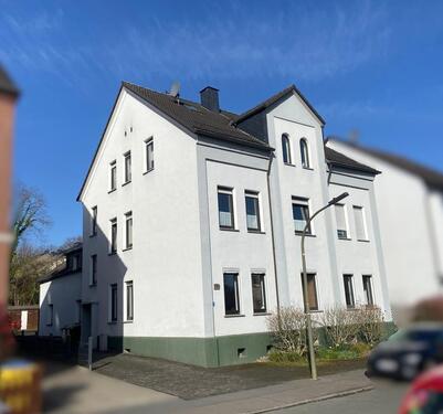 Foto - Mehrfamilienhaus, 6 Wohneinh., 8 Gar. in Lütgendortmund
