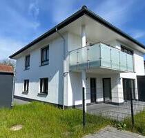 3-Zim.-Wohnung mit Balkon, Gartennutzung, Carport in Hiddenhausen