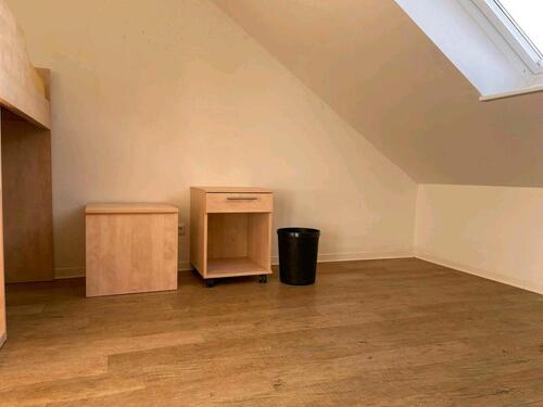 Foto - Nur für Studierende! Zimmer 3er- WG Wohnung Studentenwerk