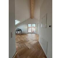 Helle Neubau-DG Wohnung ab 01.05. in 82390 Eberfing