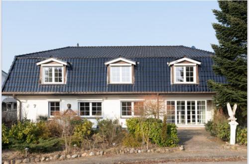 Foto - Repräsentatives Betriebsleiterhaus Mansarddachvilla in Schuby