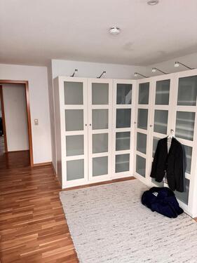 Foto - 3-Zimmer Wohnung mit Balkon - 700,00&nbsp;EUR Kaltmiete, ca.&nbsp; 75,00&nbsp;m&sup2;