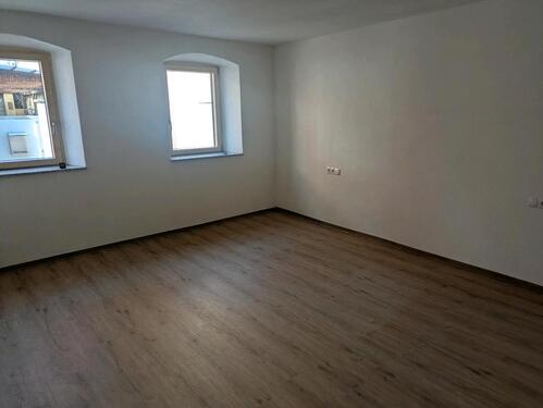 Foto - Erdgeschoßwohnung in Sommerach zur Miete