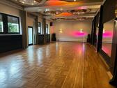 Foto - Heller Raum mit Bistro *Kursraum*Yoga*Meditation*Hiphop*