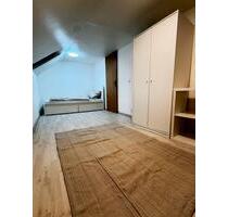 WG-Zimmer - Internet, möbliert Warmmiete nur 450€ - Köln Nippes