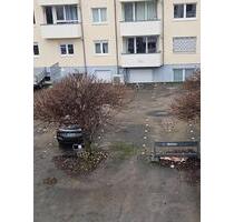 PKW-Stellplatz in Köln-Nippes ab 07.01. verfügbar