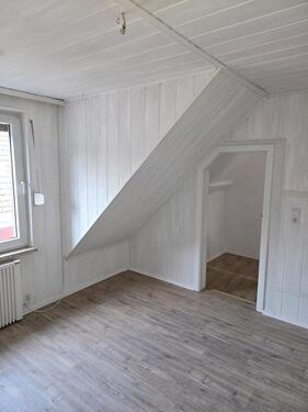 Foto - Kleines Haus zu Vermieten - 670,00&nbsp;EUR Kaltmiete, ca.&nbsp; 81,00&nbsp;m&sup2;