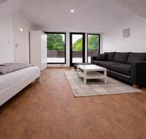 1 Zimmer Apartment, Monteur Wohnung mit Dachterasse und Garten - Isen