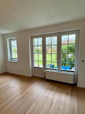 Foto - Erstbezug: Große kernsanierte 1-Zi.-Wohnung mit TG-Stellplatz