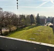 Eigentumswohnung (93qm) im 8 Parteien-Mehrfamilienhaus - Mönchengladbach West