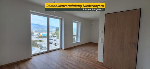 Foto - STILSICHER WOHNEN OHNE BARRIEREN : IHR MODERNES REFUGIUM IM ERSTBEZUG !