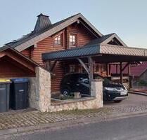 gemütlichers Holzhaus - 388.000,00&nbsp;EUR Kaufpreis, ca.&nbsp; 156,00&nbsp;m&sup2; in Plaue (PLZ: 99338)
