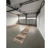 Lagerhalle, Büro - 2.150,00&nbsp;EUR Kaltmiete, in Erlangen (PLZ: 91052) Am Anger