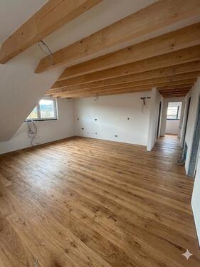 Foto - 3 Zimmer Dachgeschoßwohnung zur Miete in Weinstadt