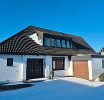 Einfamilienhaus zu vermieten - 1.500,00&nbsp;EUR Kaltmiete, ca.&nbsp; 215,00&nbsp;m&sup2; in Dörphof (PLZ: 24398)