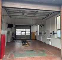 Gewerbegebiet NRÜ: Fahrzeughalle mit Grube und Stellplätzen: Stadt nah, sehr gute ÖPNV – und B6 - Anbindung - Neustadt am Rübenberge