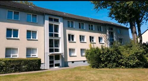 Foto - Charmante 3-Zimmer-Erdgeschosswohnung (Hochparterre) mit Balkon