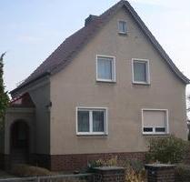 Einfamilienhaus - 220.000,00&nbsp;EUR Kaufpreis, ca.&nbsp; 120,00&nbsp;m&sup2; in Frohburg (PLZ: 04654)