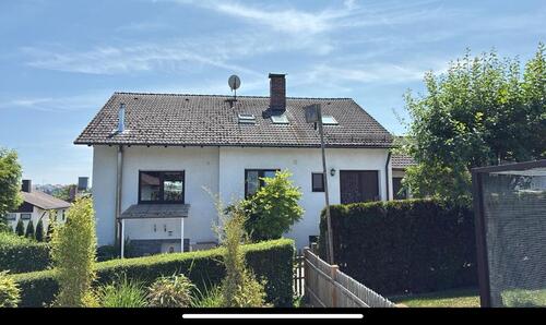 Foto - Einfamilenhaus mit Kellerwohnung 1121 m2 Grundstück