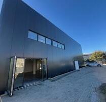 vielseitig nutzbares Gewerbeobjekt (konzepiertes Autohaus) - Borstel-Hohenraden