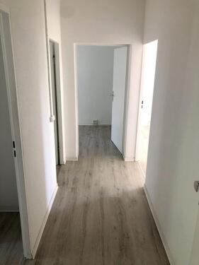 Foto - Helle 3-Zimmer-Wohnung mit Balkon und Einbauküche – sofort bezugsfrei