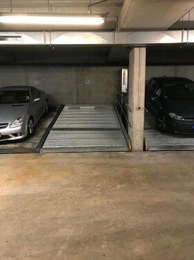 Foto - Tiefgaragenstellplatz - 50,00 EUR Miete,