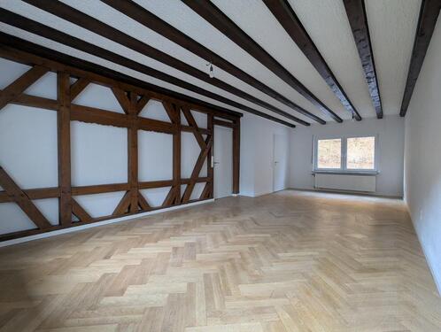 Foto - Renovierte EG-Wohnung mit Balkon und Garten in ruhiger Lage