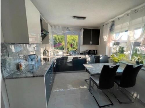 Foto - Haus-im-Haus: Maisonette Wohn. in einem 2-Fam. Haus zu vermieten