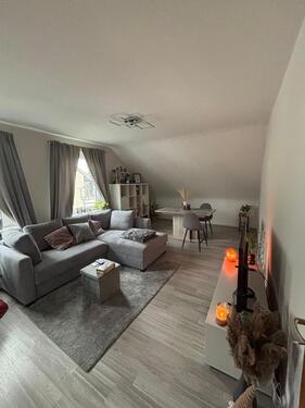 Foto - Schöne 3 Zimmer Wohnung - 650,00&nbsp;EUR Kaltmiete, ca.&nbsp; 64,00&nbsp;m&sup2;