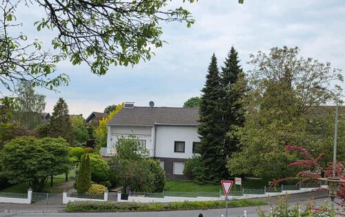 Foto - Von privat: Einfamilienhaus mit Einliegerwohnung in Lohmar-Birk