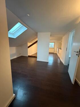 Foto - 2 Zimmer Dachgeschosswohnung mit Stellplatz und Einbauküche