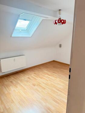 Foto - 2.5 Zimmer Dachgeschoßwohnung in Neu-Ulm