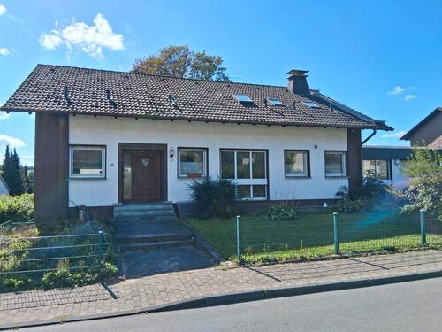 Foto - Einfamilienhaus (mit Einliegerwohnung) - beste Wohnlage Neuenrade
