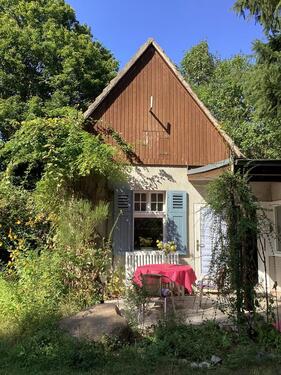 Foto - Naturnahes Grundstück mit freistehendem kleinen Haus