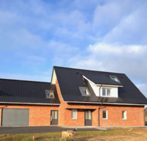 Ländliche Exklusivität: Attraktives Einfamilienhaus mit Garage in traumhafter Alleinlage zwischen Borken und Rhede