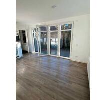 Moderne EG-Wohnung mit Terrasse - ab sofort - ruhig und stadtnah - Oldenburg Drielaker-Moor