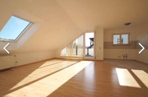 Foto - 2.5 Zimmer Dachgeschoßwohnung in Großbettlingen