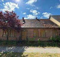 Massives Backsteinhaus | Nebengelass | 550cm2 | ruhige Lage - Stendal