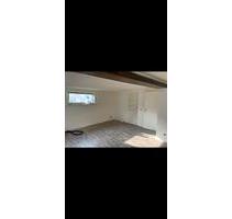 2-Zimmer Wohnung - 850,00&nbsp;EUR Kaltmiete, ca.&nbsp; 65,00&nbsp;m&sup2; in Bruchsal (PLZ: 76646)