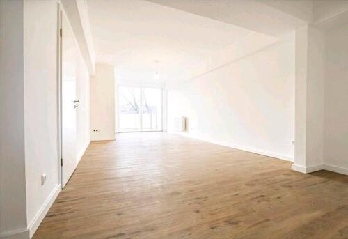 Foto - 73qm, 2.5 Zimmer, Balkon, EBK - sanierte Wohnung im Wasserviertel