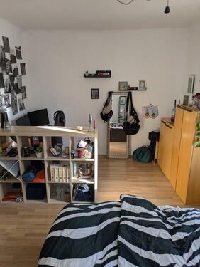 Foto - Durchgangszimmer + großes Zimmer in ruhiger 4er-WG in Stuttgart-W