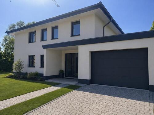 Foto - Großzügige Wohnlösung mit separater Einliegerwohnung in Bünde-Hol