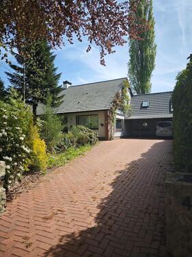 Foto - Attraktives Wohnen & Arbeiten: Gepflegtes Einfamilienhaus mit eig