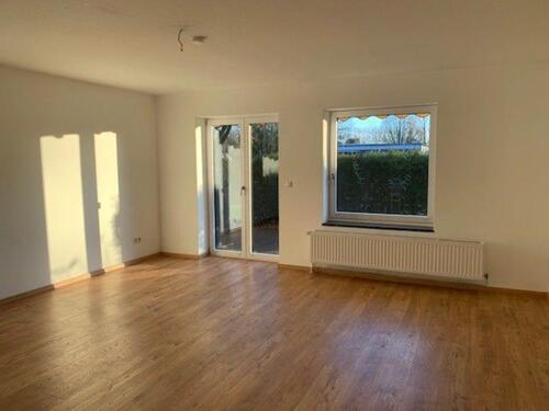 Foto - 3-Zimmer-Wohnung mit Einbauküche & Terrasse in gepflegter Anlage