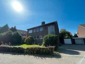 Foto - Zweifamilienhaus in Selm mit drei Garagen auf großem Grundstück