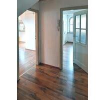 Charmante 3-Zimmer-Dachgeschosswohnung (56 m²) - Saarbrücken St. Arnual