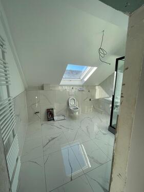 Foto - SMART-HOME stilvolle 3-Zimmer-DG Wohnung in Ac-Brand